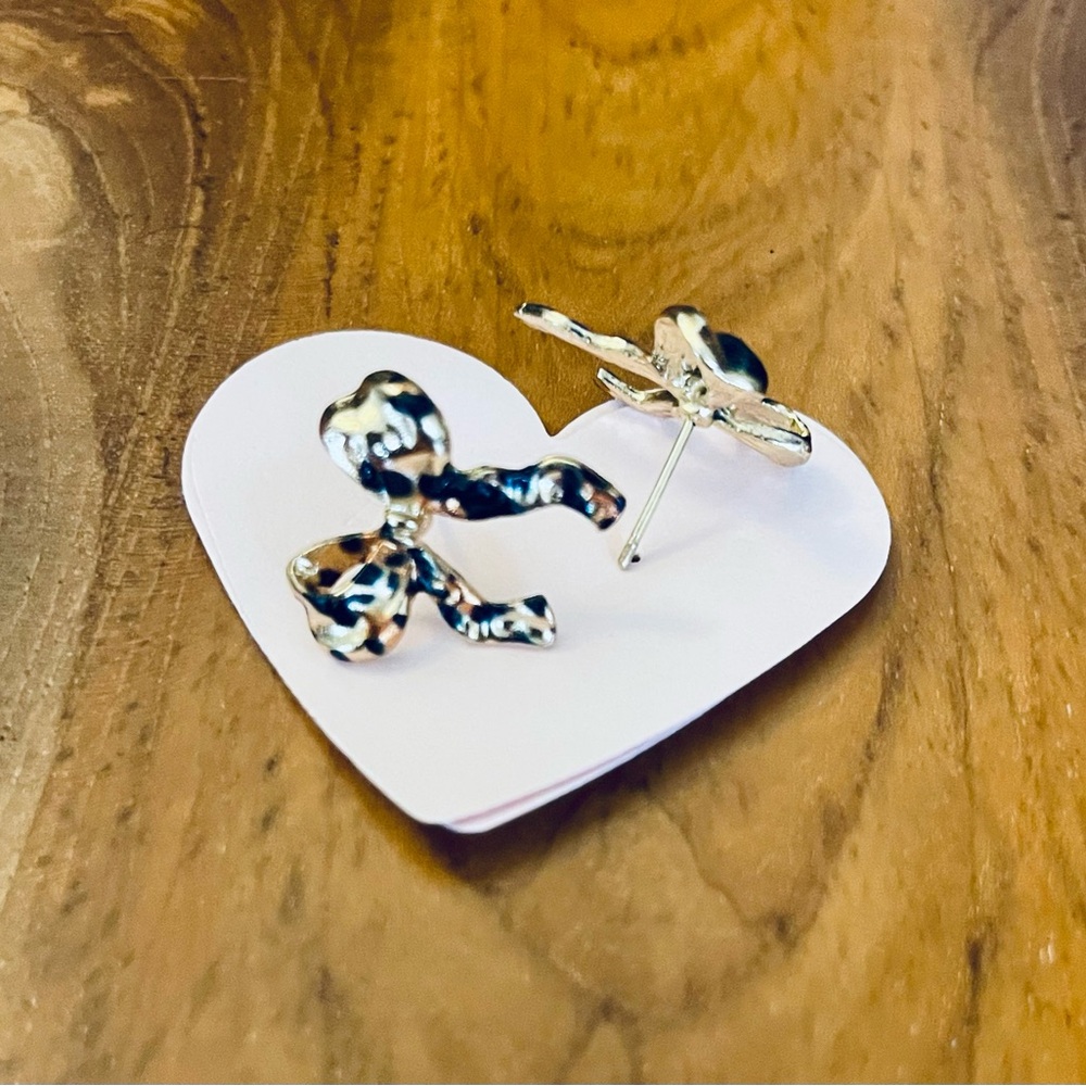 Leopard Print Bow Earrings - Picture 7 of 7